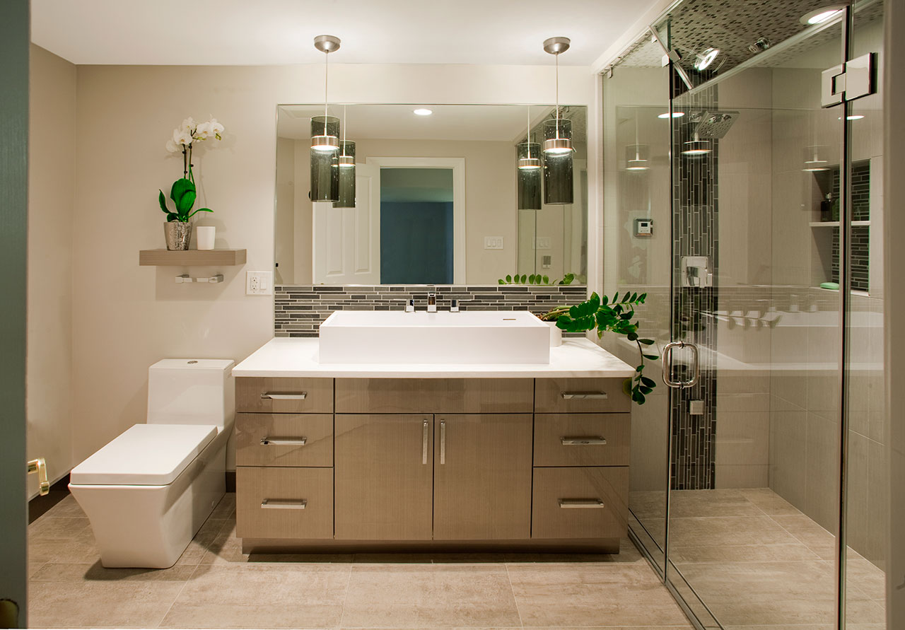 Contemporary Bathrooms Designs & Remodeling | HTRenovations