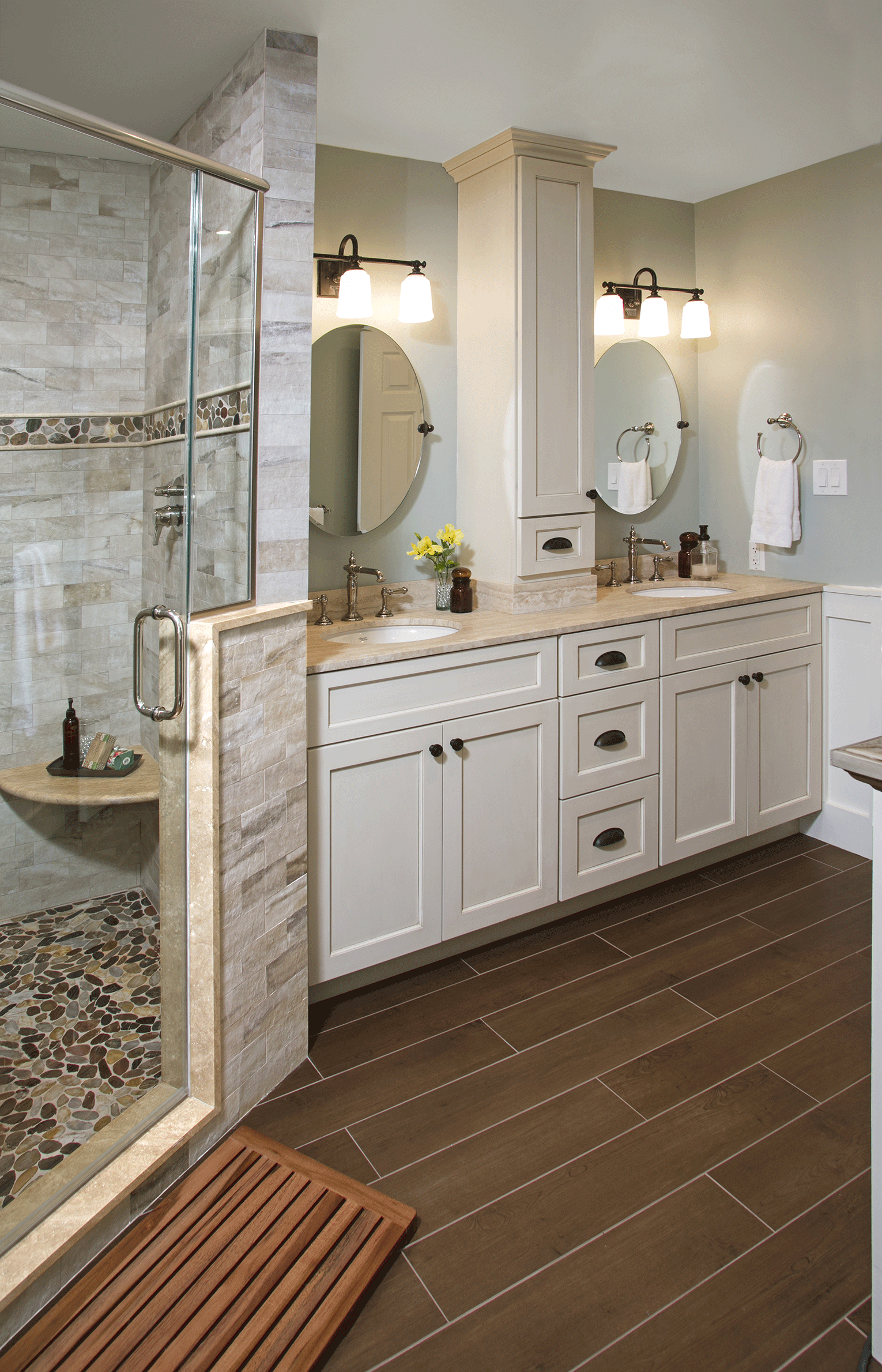 Traditional Bathrooms Designs & Remodeling | HTRenovations