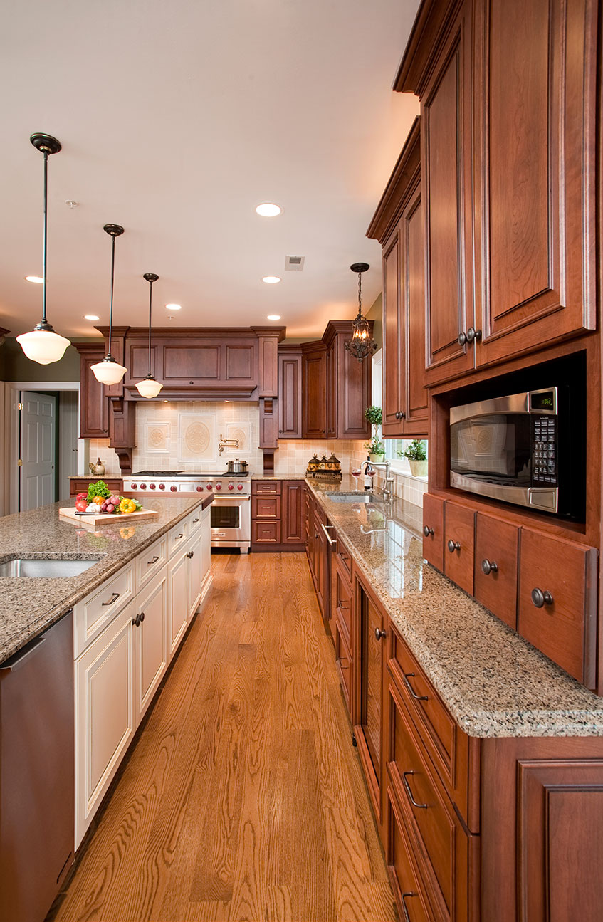 Traditional Kitchens Designs & Remodeling | HTRenovations